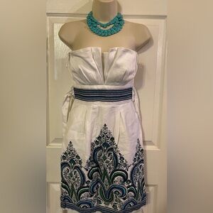 Mini Cocktail/Casual Dress, White with Multicolor Floral Accent Jr. Size 7